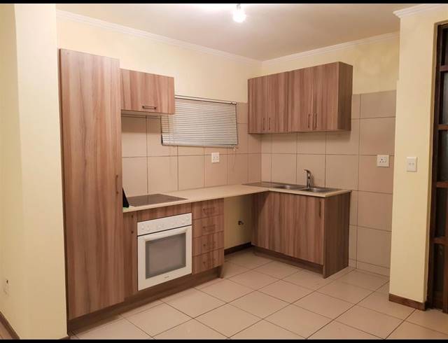 2 BEDROOM APARTMENT FOR SALE IN JACKAL CREEK GOLF ESTATE